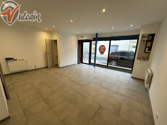 Location Immobilier Professionnel Local commercial Pont-du-Château (63430)