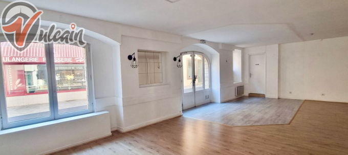 Location Immobilier Professionnel Local commercial Pont-du-Château (63430)
