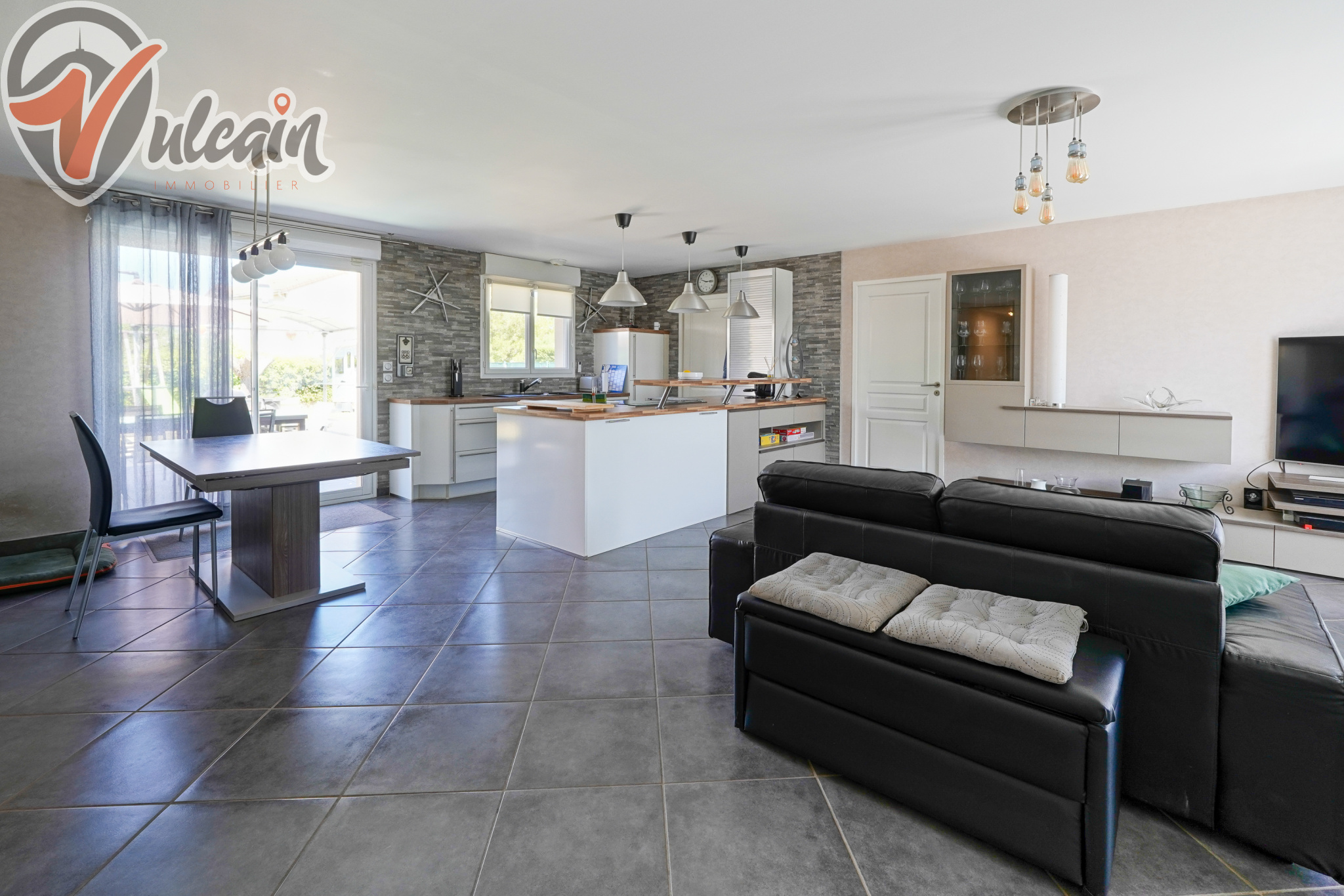 Maison à vendre à Pont du chateau, 116,33 m², 4 pièces – photo 3 sur 13